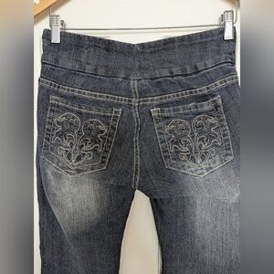 Suko Women's (Size 8P) Blue Partially Distressed Boot Cut Elastic Waist Jeans